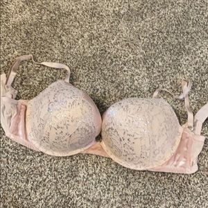 Victoria Secret bombshell plunge bra. 36D